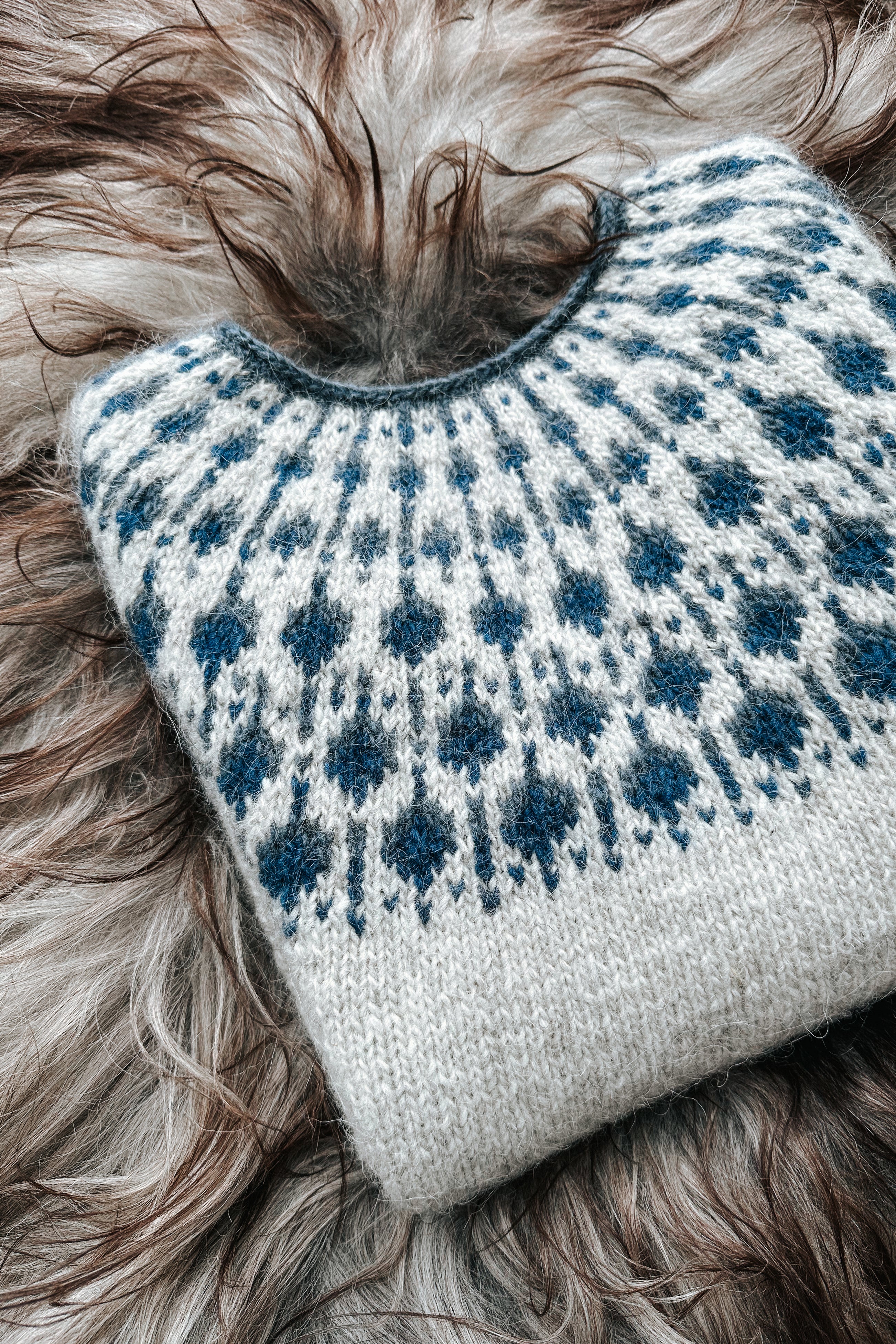 Blueberry Sweater Yarn kit