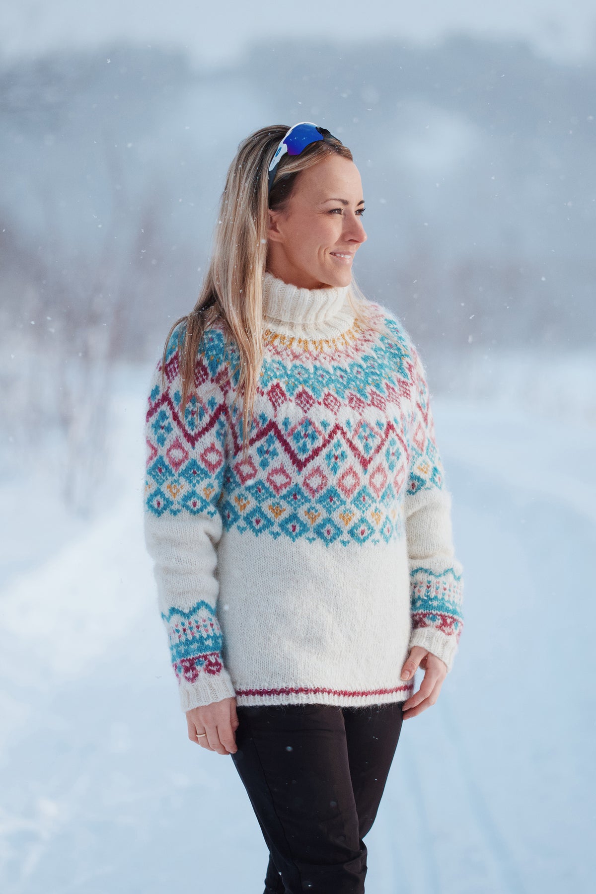 Knitting Pattern | Levi Sweater | Après Ski | Léttlopi by Istex